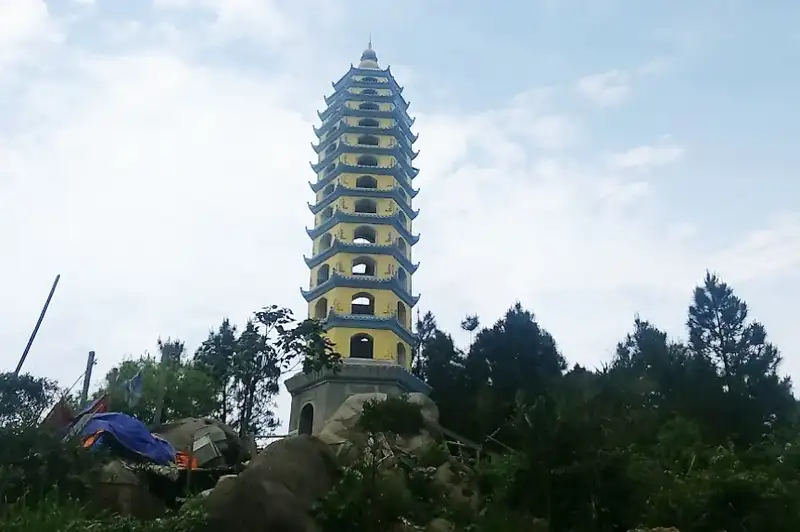 Chùa Hương Tích 2