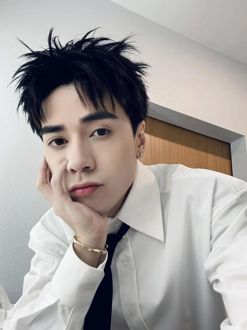 Quang Hùng MasterD là ai? Anh là một ca sĩ, rapper nổi tiếng với phong cách độc đáo
