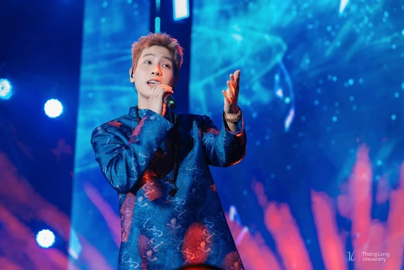 Hát karaoke cùng Quân A.P với những giai điệu sôi động