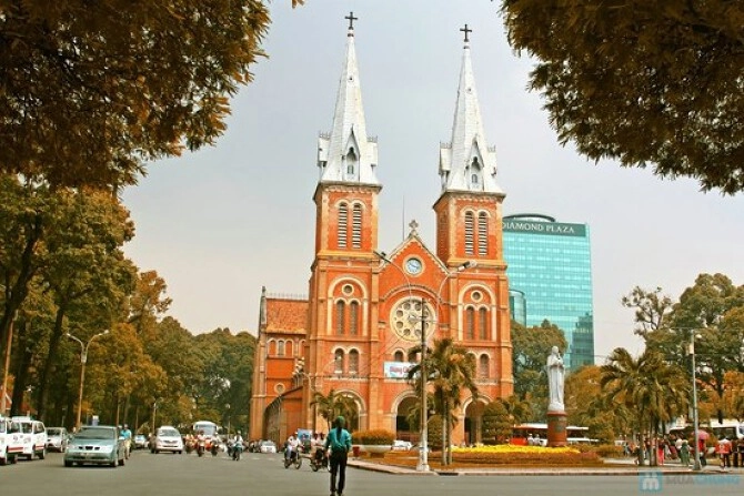 Mùa Khô TP.HCM Nắng Nóng Oi Ả
