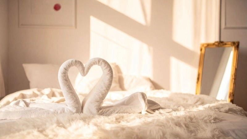 Mẹo bố trí gương chuẩn phong thủy cho phòng ngủ