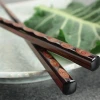 Gãy Đũa Là Điềm Gì? Giải Mã Ý Nghĩa Tâm Linh Bất Ngờ