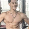 Khám Phá Thế Giới "Trai Đẹp 8 Múi": Từ Ngôi Sao TikTok Đến Biểu Tượng Làng Bóng