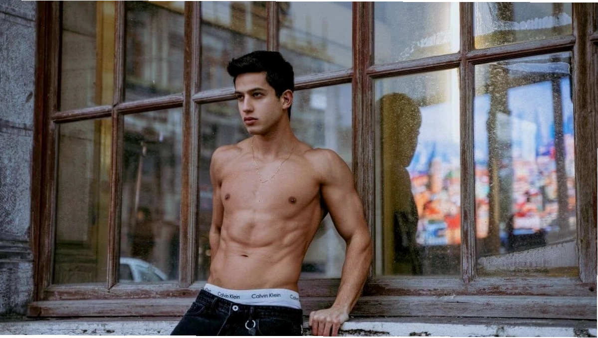 Body 6 múi nam quyến rũ
