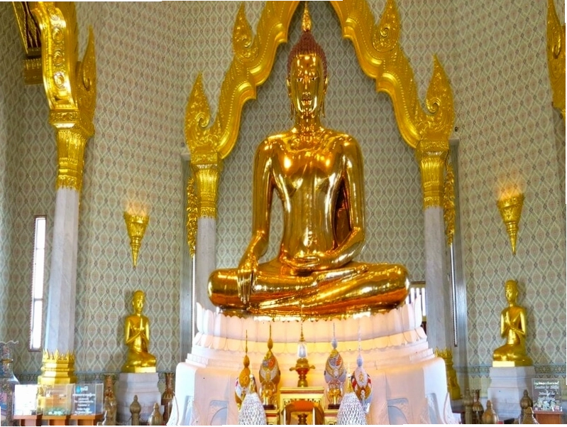 Bức tượng Phật bằng vàng nguyên khối tại Chùa Vàng Thái Lan