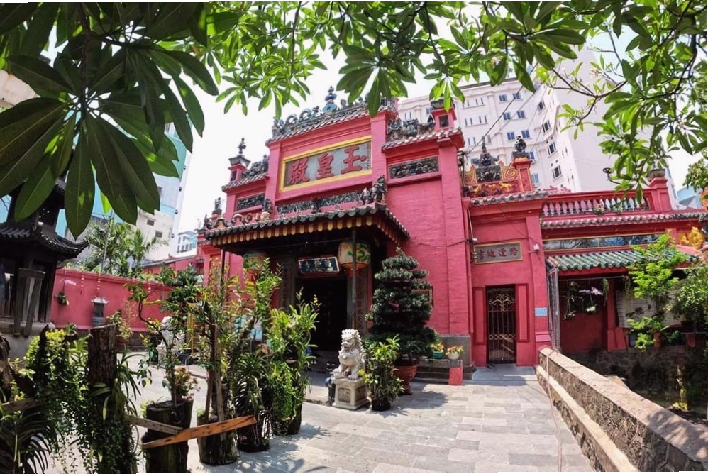 Chùa Ngọc Hoàng Sài Gòn là địa danh du lịch tâm linh nổi tiếng