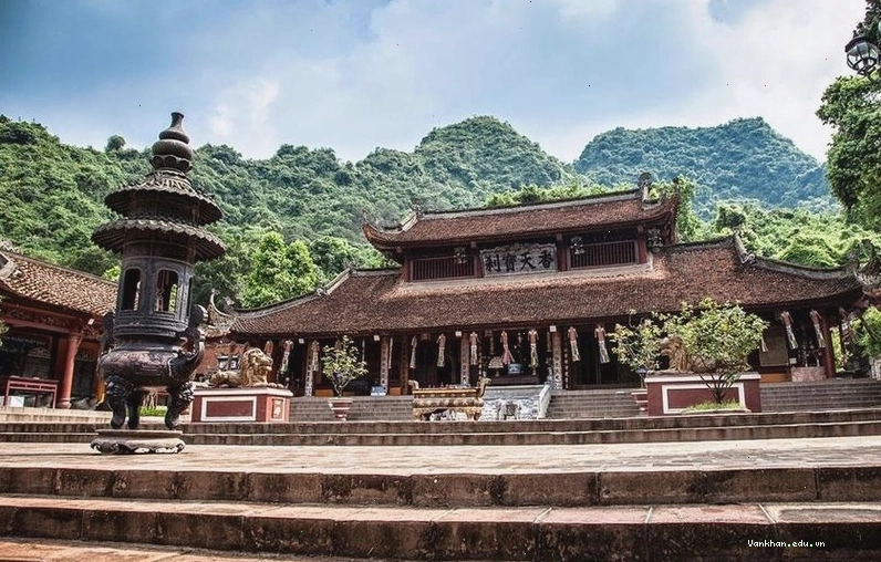 Chùa Thiên Trù nhìn từ xa