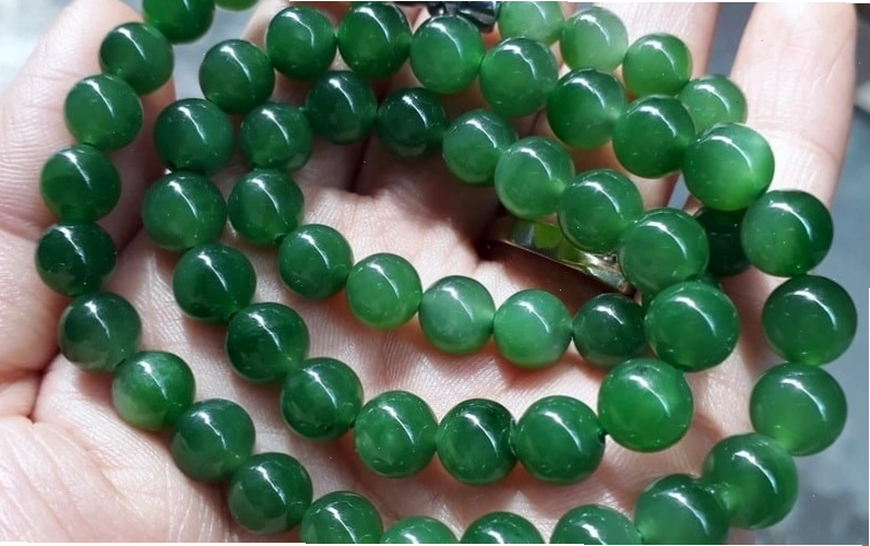 Đá ngọc bích mang ý nghĩa may mắn và thịnh vượng
