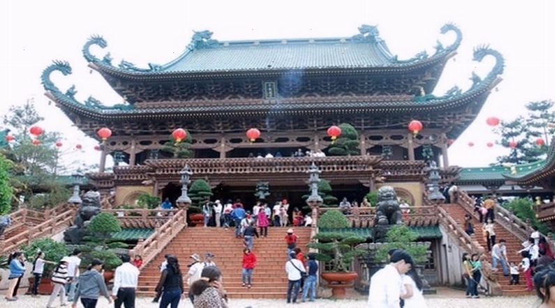 Đền Trình Chùa Hương