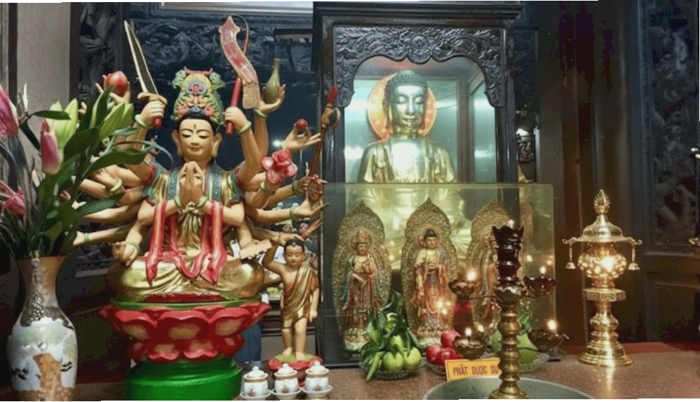 Điện thờ Phật Dược Sư chữa bách bệnh