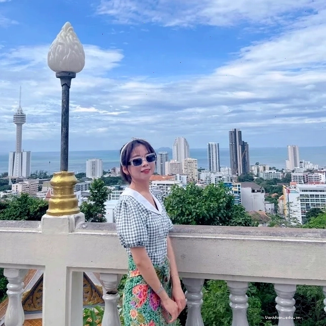 Giải mã giấc mơ thấy rắn trắng mang đến điềm báo may mắn và trí tuệ