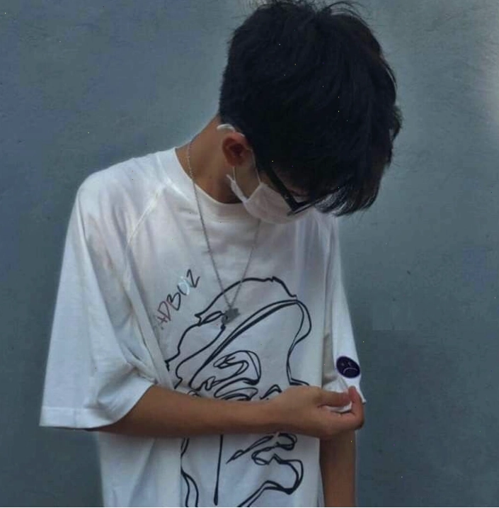 Hình ảnh trai đẹp 2k12 với phong cách che mặt
