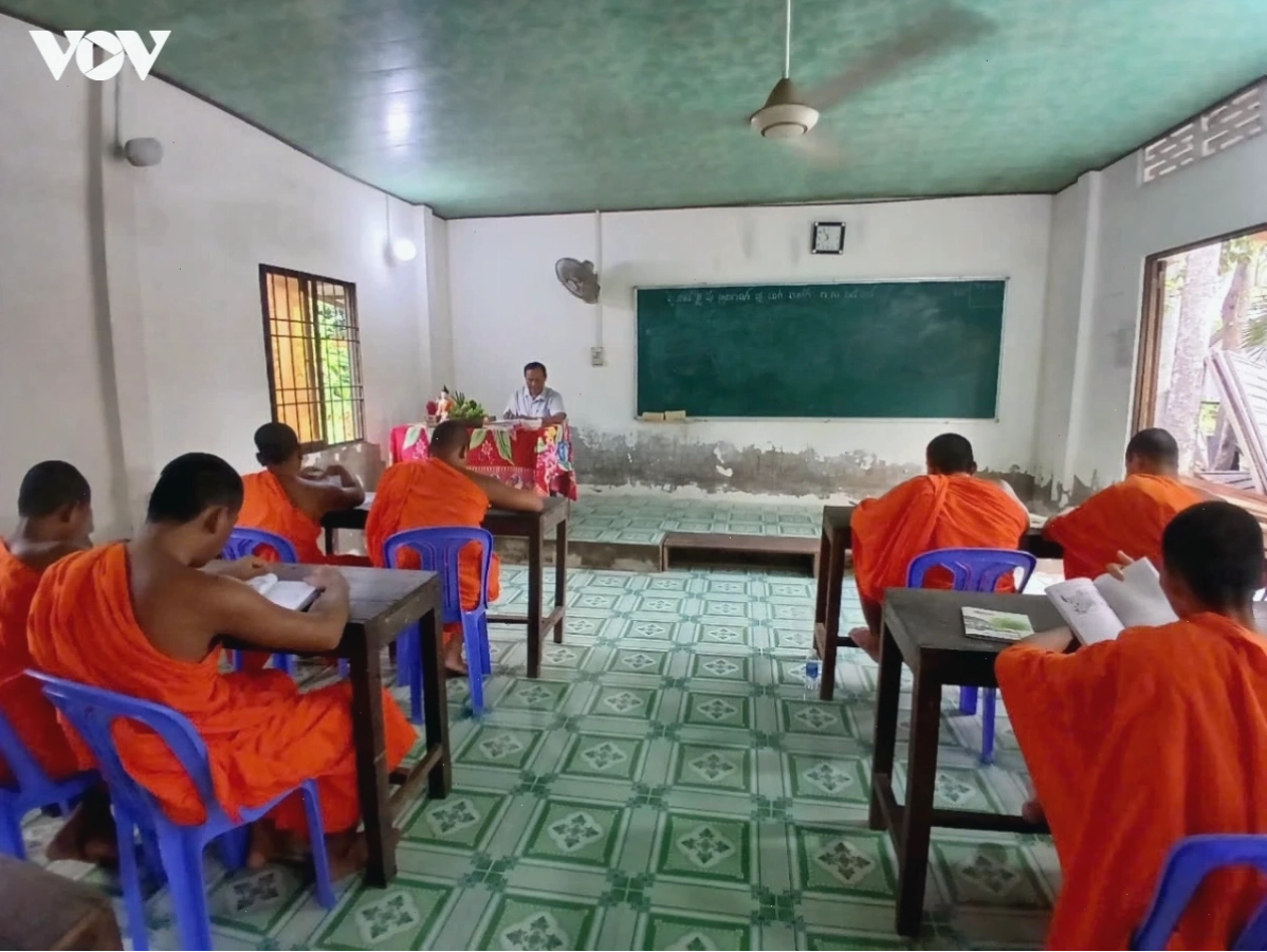 Lớp học chữ Pali tại chùa Khmer ở Trà Vinh
