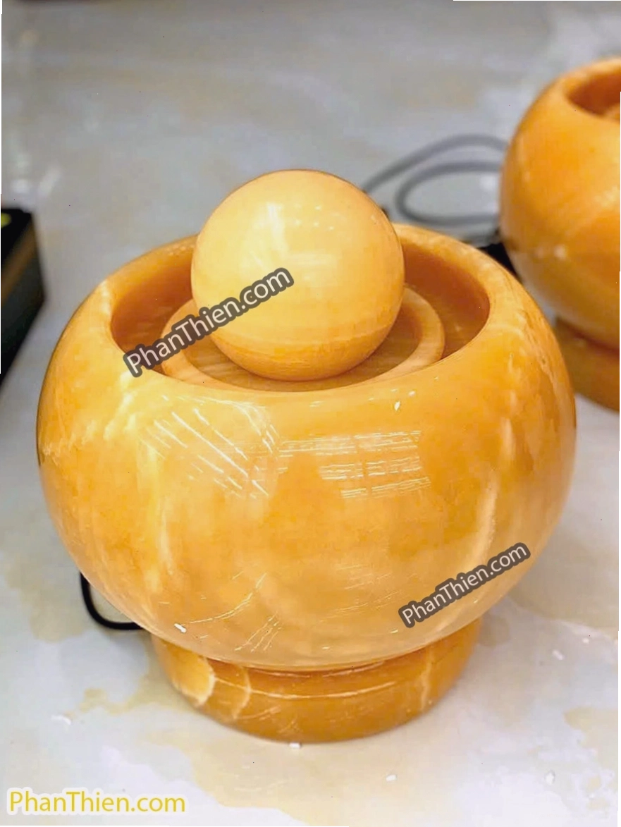 Mẫu phong thủy luân bằng đá với thiết kế tinh xảo