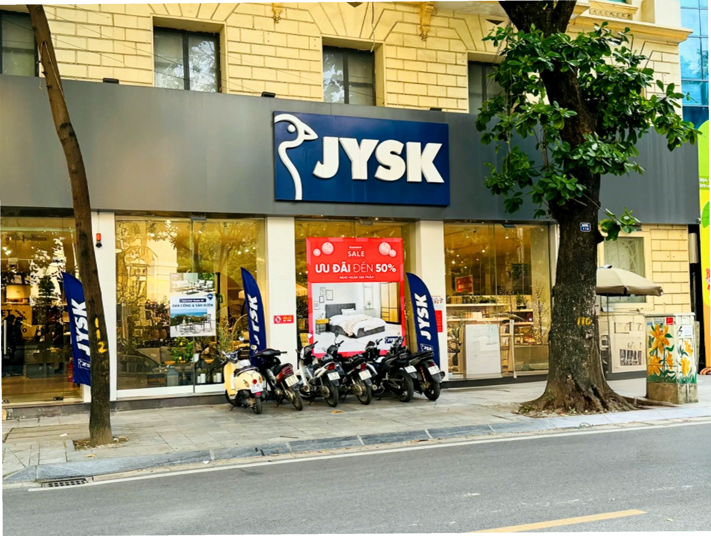 Sản phẩm trang trí tại cửa hàng Jysk