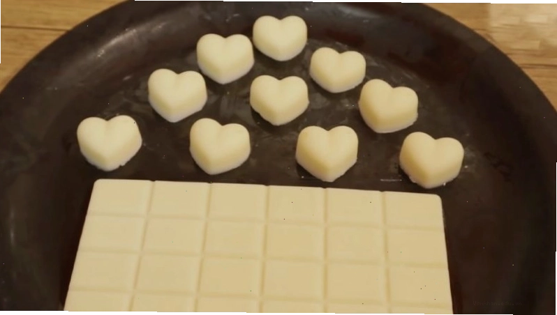 Socola - Quà tặng Valentine Đỏ phổ biến