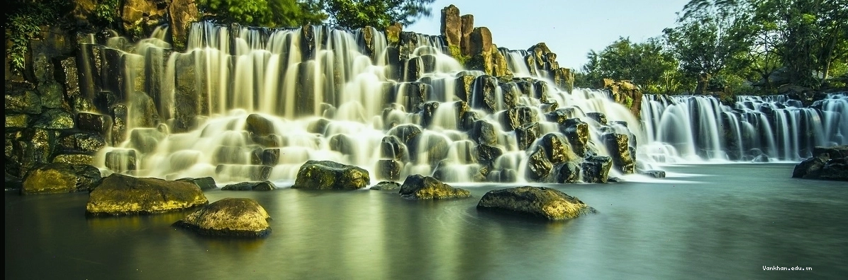 Thác Giang Điền gần Chùa Đèn Cầy