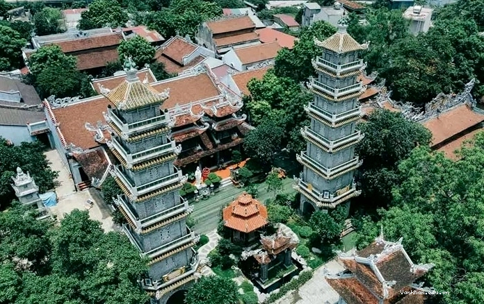 Toàn cảnh chùa Ngâu Thanh Trì, một không gian kiến trúc cổ kính và thanh tịnh