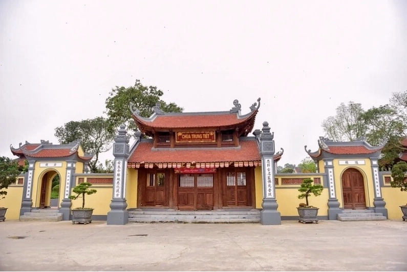 Toàn cảnh khu di tích lịch sử và danh thắng Yên Tử