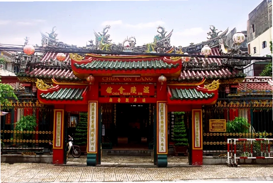 Tổng quan kiến trúc Chùa Quan Âm với mái ngói âm dương đặc trưng