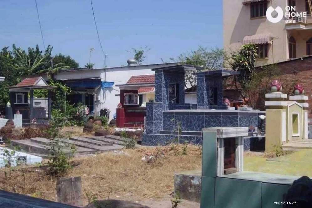 Tránh hướng nhà về phía nghĩa trang