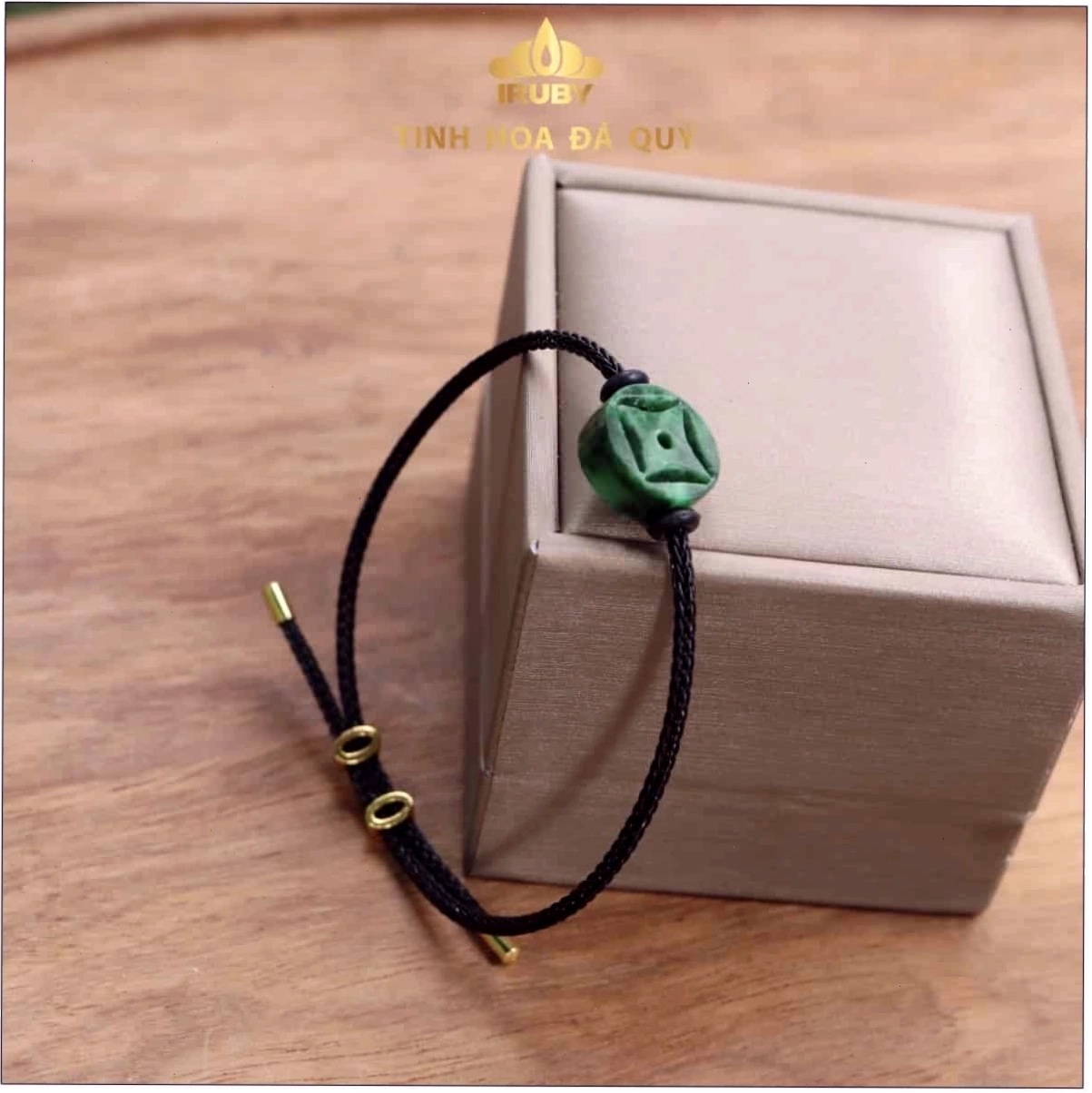 Vòng tay phong thuỷ Ngọc Bích IRPT 2310234