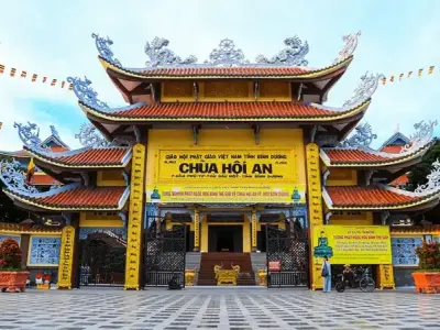 Khám phá chùa Hội An - Địa điểm linh thiêng tại Bình Dương