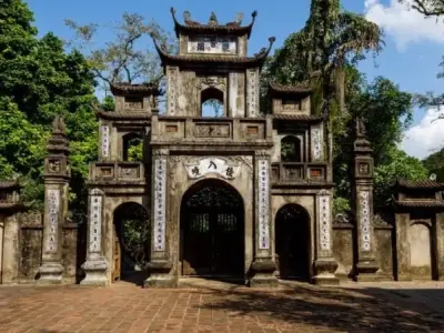 Khám phá Chùa Hương - Điểm đến tâm linh huyền bí bậc nhất Hà Nội