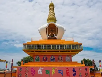 Khám phá chùa Tây Tạng - Di tích lịch sử lâu đời ở Việt Nam