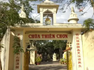 Chùa Thiên Chơn - Điểm đến tâm linh nổi tiếng tại Việt Nam