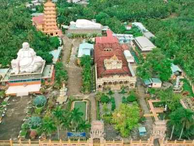Khám phá vẻ đẹp kiến trúc chùa Vĩnh Tràng tại Tiền Giang