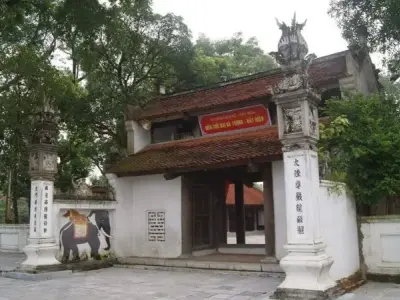 Đền Hát Môn - Điểm đến không thể bỏ qua cho du khách Hà Nội