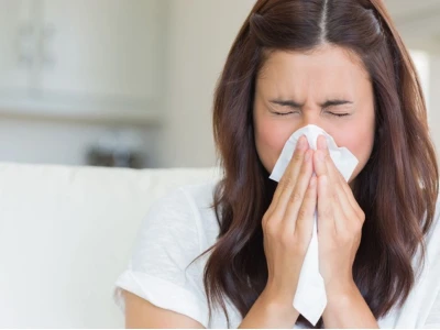 Hắt xì hơi hai cái là điềm gì? Giải mã theo ngày giờ và khoa học