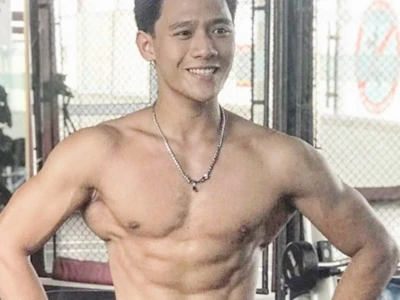 Khám Phá Thế Giới "Trai Đẹp 8 Múi": Từ Ngôi Sao TikTok Đến Biểu Tượng Làng Bóng