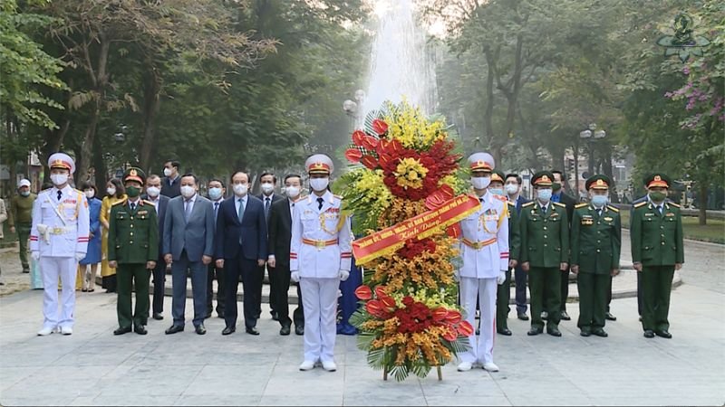 Kỷ niệm ngày Toàn quốc kháng chiến